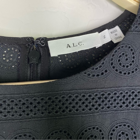 ALC Wallis Embroidered Puffed Sleeves Blouse Black Size 2 - Picture 4 of 11